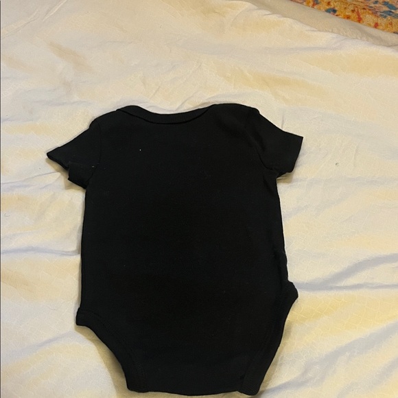 Nike Black and White Kids Bodysuit Set - Picture 6 of 7